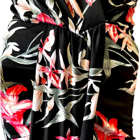 Charlotte Russe Floral Spaghetti Strap Women’s Dress - Picture 11 of 12